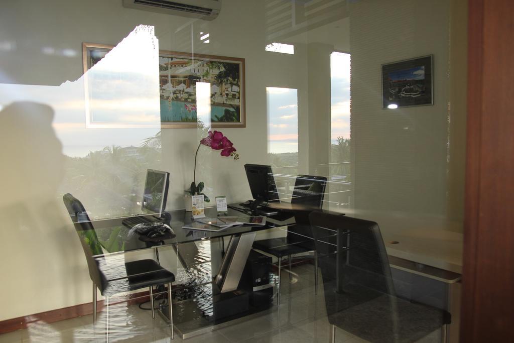 New Kuta Hotel أُلُواتو المظهر الخارجي الصورة